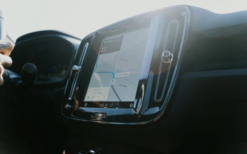 GM повертає Apple CarPlay та Android Auto у свої моделі